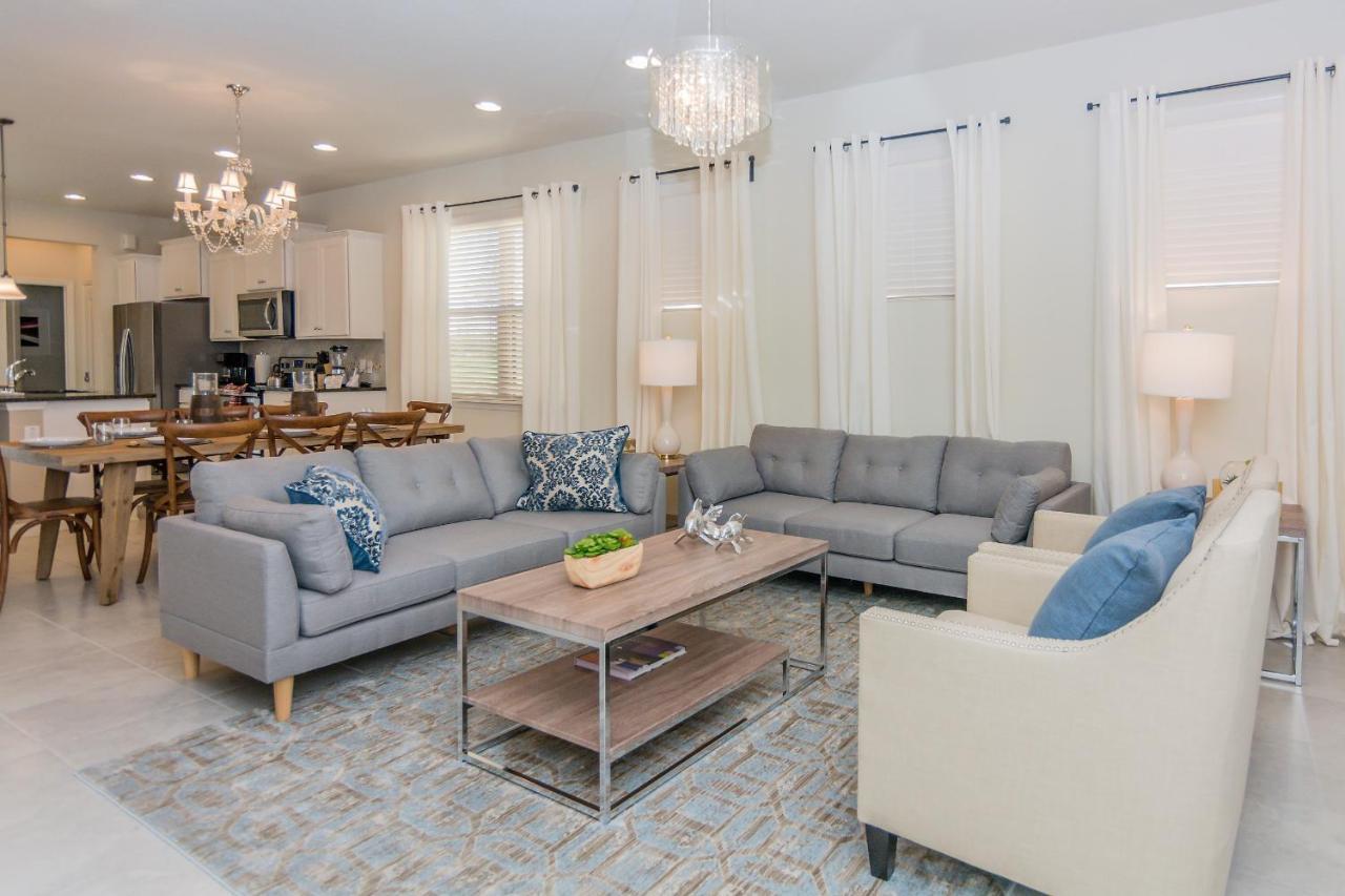 Luxurious Vacation At Westside 8973